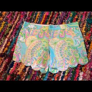 Lily Pulitzer Print Scalloped size 12 shorts
